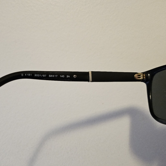 Burberry Sunglasses Used Condition BE4181 Authentic in Real Replacement Box - Picture 7 of 10